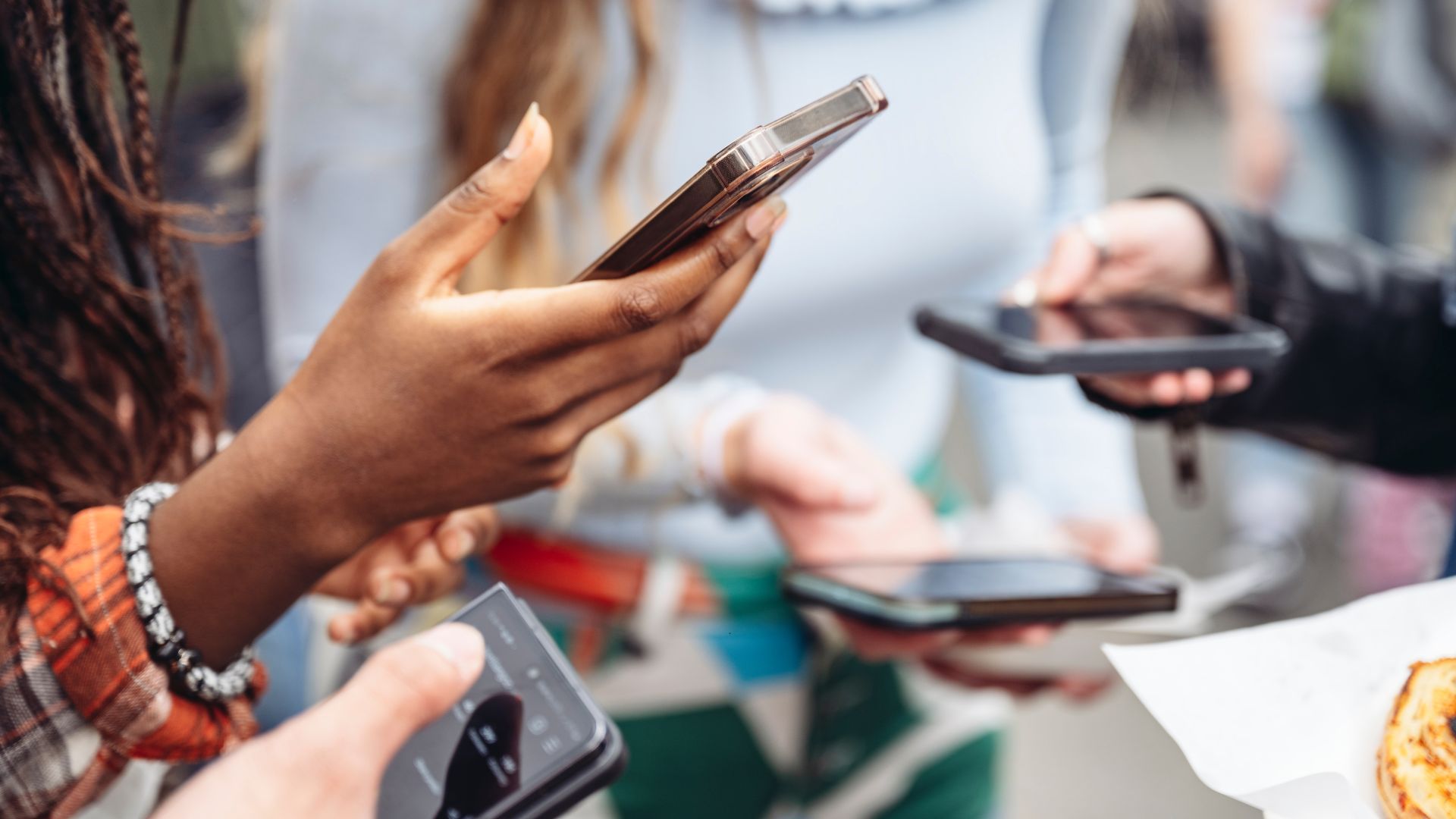 engaged social media users